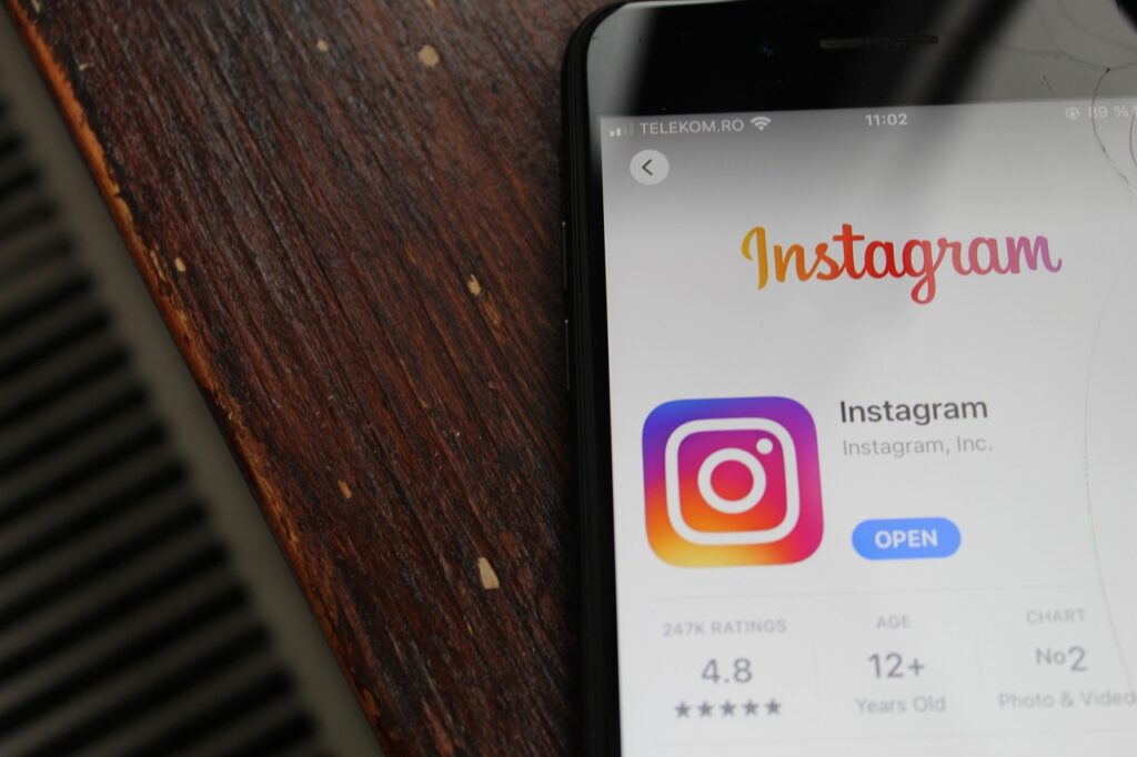 phone met Insta op het scherm